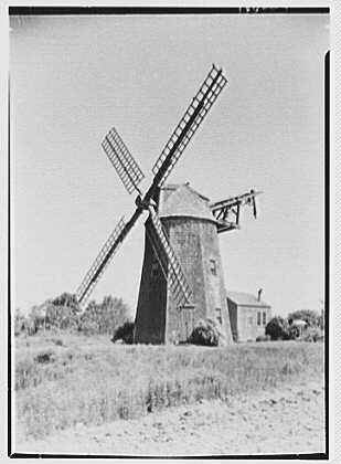 Before: 1930 photo of a windmill on Long Island